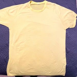 Lullulemon men’s T shirt - yellow/gray